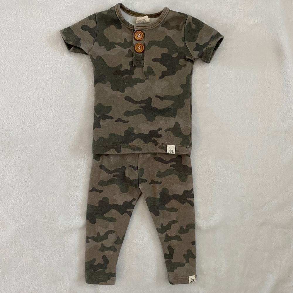 LULU + ROO Camo shirt and leggings set